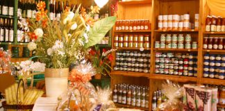 Sanddorn-Produkte – von Sanddornsaft bis Sanddorn-Gummibärchen Sanddorn-Produkte -Saft bis Wein
